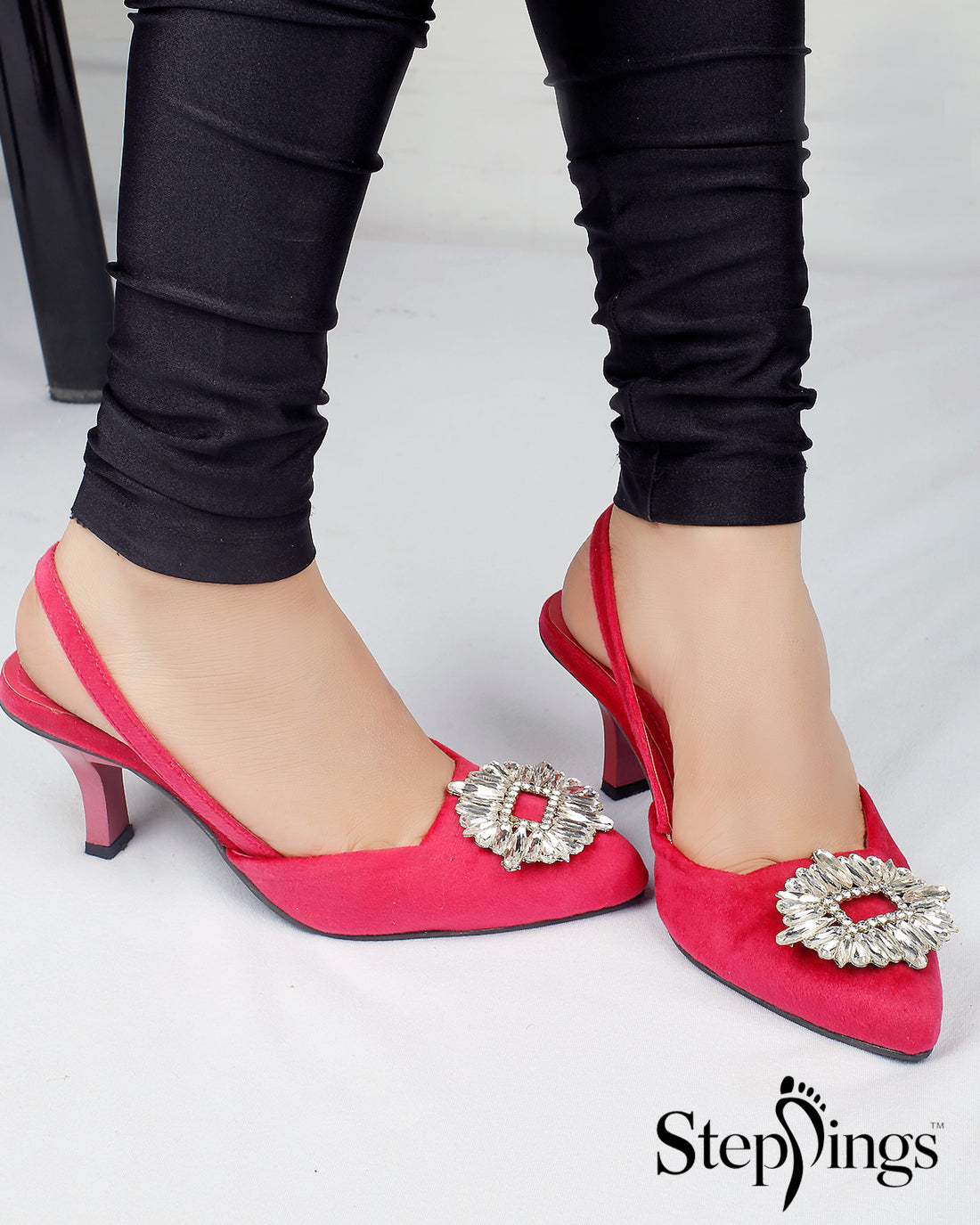 Kitten heel